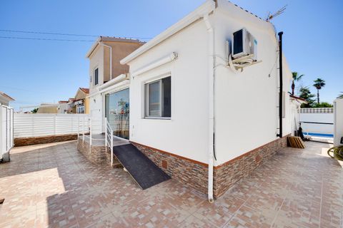 Villa i San Fulgencio, Alicante, San Fulgencio - € 284.969 | Ref: DSC-25584 - foto 5