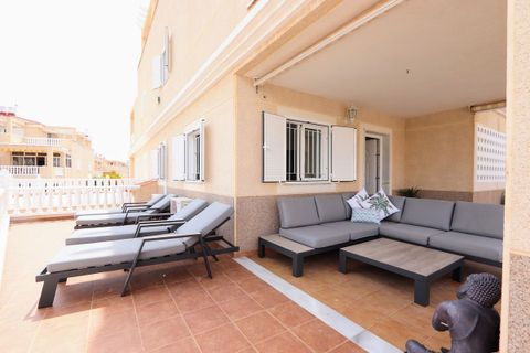 Villa a Playa Flamenca, Alicante, Playa Flamenca - € 299.500 | Ref: R5402164 - foto 4