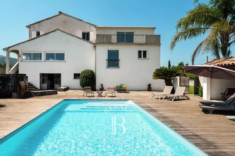 Villa a Bastia, Haute-Corse, Bastia - € 1.650.000 | Ref: RV2192 - foto 3