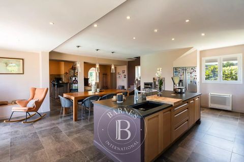 Villa a Bastia, Haute-Corse, Bastia - € 1.650.000 | Ref: RV2192 - foto 6