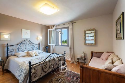 Villa a Bastia, Haute-Corse, Bastia - € 1.650.000 | Ref: RV2192 - foto 12