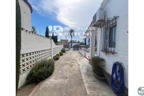 Villa i Empuriabrava, Gerona, Empuriabrava - € 379.000 | Ref: 3834 - foto 4
