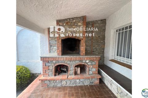 Villa i Empuriabrava, Gerona, Empuriabrava - € 379.000 | Ref: 3834 - foto 6