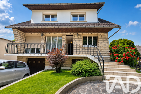 Villa i Le Raincy, Seine-Saint-Denis, Le Raincy - € 495.000 | Ref: 85222 - foto 1
