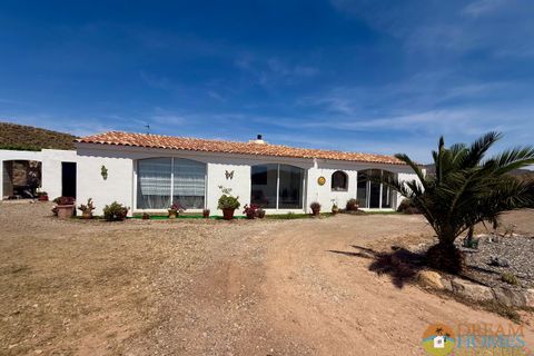 Villa i Albox, Almeria, Albox - € 169.000 | Ref: EAF-16262783 - foto 1