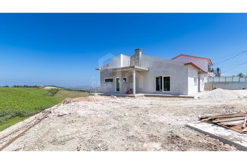 Villa i Mafra, Lisbon, Mafra - € 570.000 | Ref: V26147 - foto 1