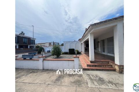 Villa a Empuriabrava, Gerona, Empuriabrava - € 379.000 | Ref: 4310 - foto 4