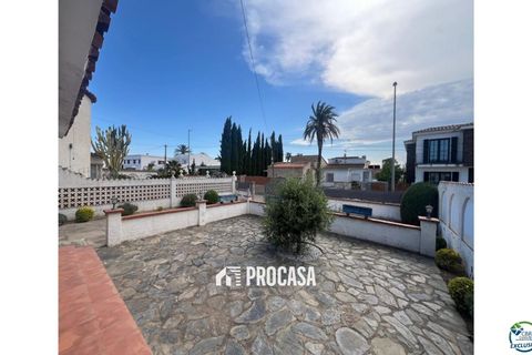 Villa a Empuriabrava, Gerona, Empuriabrava - € 379.000 | Ref: 4310 - foto 6