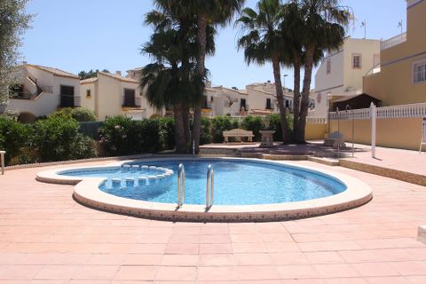 Radhus i Pinar De Campoverde, Alicante - foto 2