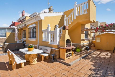 Rækkehus i La Torreta, Alicante, La Torreta - € 219.000 | Ref: B-Z1042 - foto 1