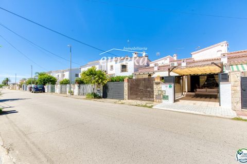 Villa i Empuriabrava, Gerona, Empuriabrava - € 249.000 | Ref: 2193 - foto 32
