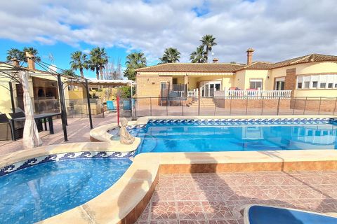 Villa en Catral, Alicante, Catral - € 390.000 | Ref: WVV4386 - photo 1
