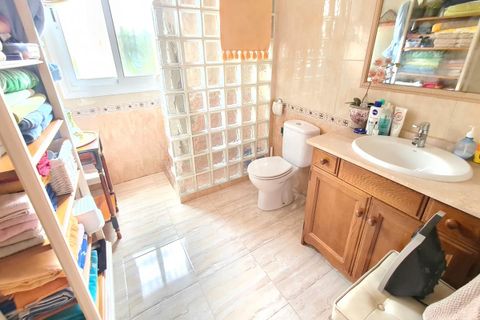 Villa en Catral, Alicante, Catral - € 390.000 | Ref: WVV4386 - photo 27