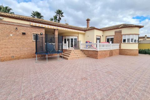 Villa en Catral, Alicante, Catral - € 390.000 | Ref: WVV4386 - photo 15