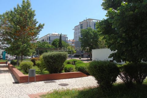 Helårsgrund i Amadora, Lisbon, Amadora - € 750.000 | Ref: C0184-01286 - foto 9