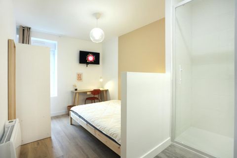 Apartament a Brest, Finistere, Brest - € 455/mes | Ref: NPd5FBOk8r4WQc9 - foto 8