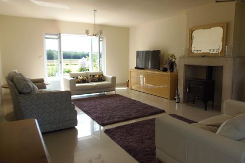 Villa a Gemozac, Charente-Maritime, Gemozac - € 325.000 | Ref: YM4435 - foto 2