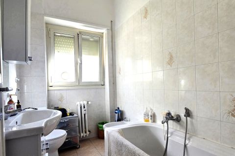 Apartament a Rome, Rome, Rome - € 1.160/mes | Ref: Montasio_trilocale - foto 17