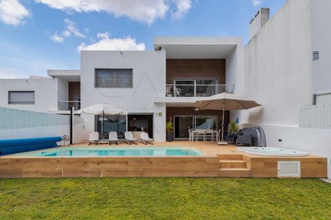 Rækkehus i Barreiro, Setubal, Barreiro - € 735.000 | Ref: CC_MORB_T4_18218 - foto 1