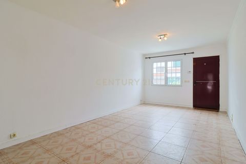 Villa a Ponta Delgada, Sao Miguel, Ponta Delgada - € 430.000 | Ref: C0283-01218 - foto 5