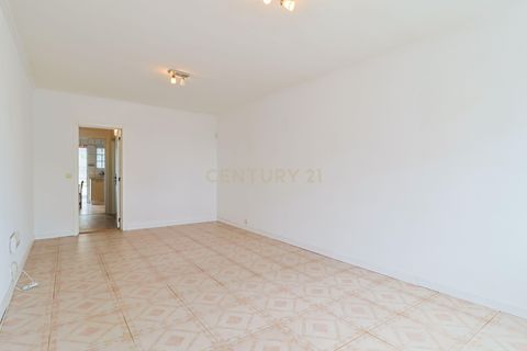 Villa a Ponta Delgada, Sao Miguel, Ponta Delgada - € 430.000 | Ref: C0283-01218 - foto 6