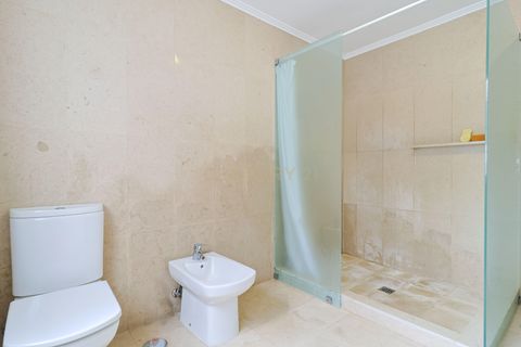 Villa a Ponta Delgada, Sao Miguel, Ponta Delgada - € 430.000 | Ref: C0283-01218 - foto 26