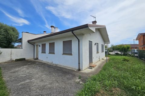 Villa i Villa Estense, Padua, Villa Estense - € 114.000 | Ref: BIF 503 - foto 7