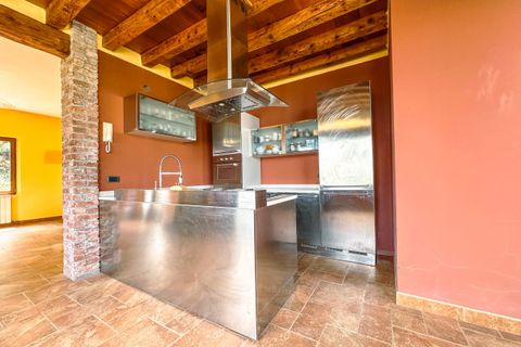 Villa i Oggebbio, Verbano Cusio Ossola, Oggebbio - € 790.000 | Ref: T527 - foto 11