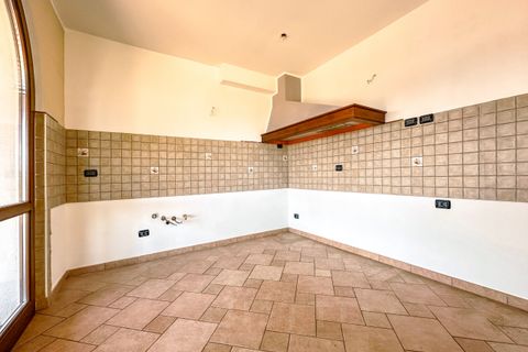 Villa i Belgirate, Verbano Cusio Ossola, Belgirate - € 330.000 | Ref: T548 - foto 5