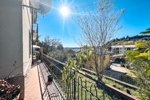 Villa a Arona, Novara, Arona - € 595.000 | Ref: T529 - foto 19