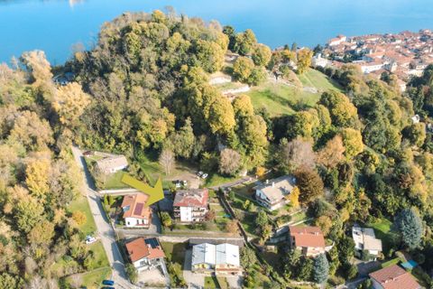 Villa a Arona, Novara, Arona - € 595.000 | Ref: T529 - foto 39