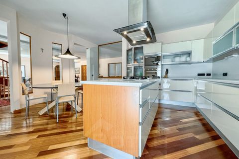 Villa a Invorio, Novara, Invorio - € 850.000 | Ref: T550 - foto 14