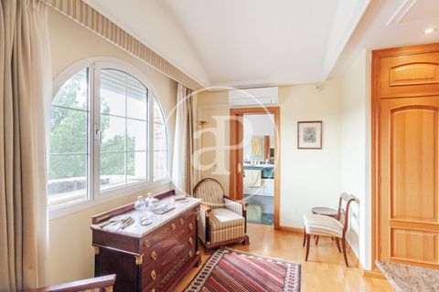 Villa en Torrelodones, Madrid, Torrelodones - € 1.150.000 | Ref: VMO2606004 - photo 26