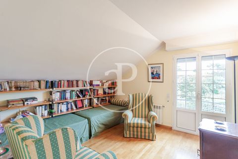 Villa en Torrelodones, Madrid, Torrelodones - € 1.150.000 | Ref: VMO2606004 - photo 32