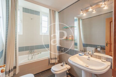 Villa en Torrelodones, Madrid, Torrelodones - € 1.150.000 | Ref: VMO2606004 - photo 36