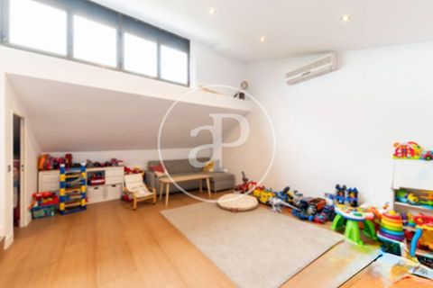 Villa a La Moraleja, Madrid, La Moraleja - € 2.700.000 | Ref: VMN2606004 - foto 24