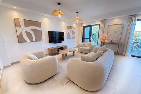 Rækkehus i Estepona, Malaga, Estepona - € 750.000 | Ref: MVE3/14009 - foto 2