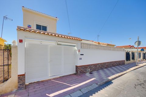 Villa a La Marina, Alicante, La Marina - € 284.969 | Ref: CSPX-55443 - foto 3
