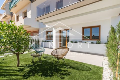 Rækkehus i La Nucia, Alicante, La Nucia - € 465.000 | Ref: CR006-N-D - foto 1