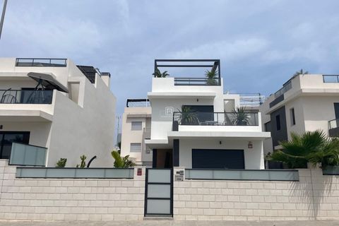 Villa i Benijofar, Alicante, Benijofar - € 469.000 | Ref: AT26123 - foto 3