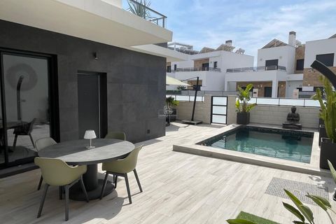 Villa i Benijofar, Alicante, Benijofar - € 469.000 | Ref: AT26123 - foto 12