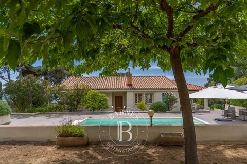 Villa a Ajaccio, Corse-du-Sud, Ajaccio - € 1.272.000 | Ref: RVA54 - foto 2