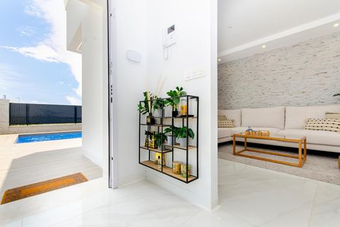 Villa i Orihuela, Alicante, Orihuela - € 395.000 | Ref: C074-D02-S32 - foto 18
