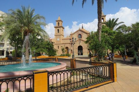 Villa i Torrevieja, Alicante, Torrevieja - € 539.000 | Ref: C008-D03-V33 - foto 20