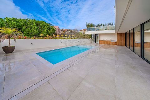 Villa a Oeiras, Lisbon, Oeiras - € 3.850.000 | Ref: 120612896-1 - foto 3