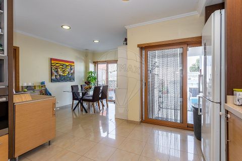 Villa a Loures, Lisbon, Loures - € 699.000 | Ref: 120612570-30 - foto 11