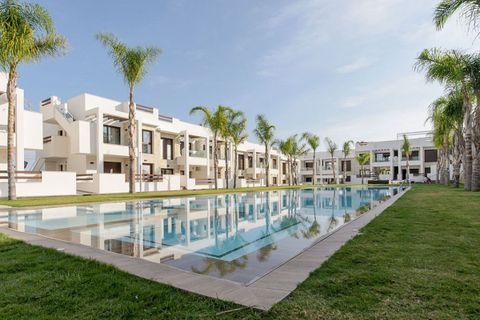 Bungalow i Torrevieja, Alicante, Torrevieja - € 295.000 | Ref: 451184__COMPLEX__247/866 - foto 1