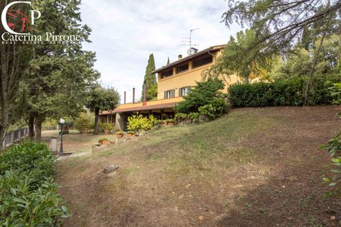 Villa en Florence, Florence, Florence - € 2.100.000 | Ref: VILL198 - photo 2