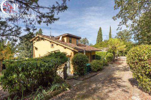 Villa en Florence, Florence, Florence - € 2.100.000 | Ref: VILL198 - photo 4