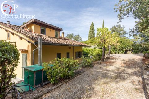 Villa en Florence, Florence, Florence - € 2.100.000 | Ref: VILL198 - photo 6